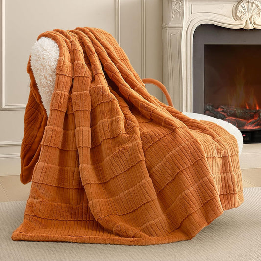 Amélie Home Luxury Striped Faux Fur Throw Blanket for Couch, Embossed Split Fur Cozy Fuzzy Fluffy Luxurious Soft Plush Sofa Chair Bed Gift Blankets for Women Men Wife Friend, 88"x90", Brown