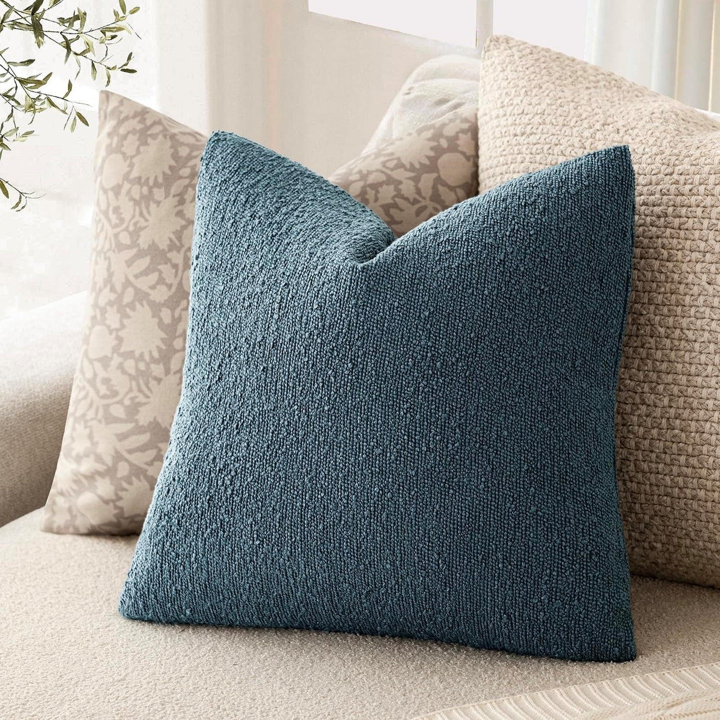 Foindtower Pack of 2 Textured Boucle Throw Pillow Covers Accent Solid Decorative Pillow Cases Cozy Woven Couch Cushion Case for Sofa Bedroom Living Room Home Decor 20x20 Inch Misty Blue