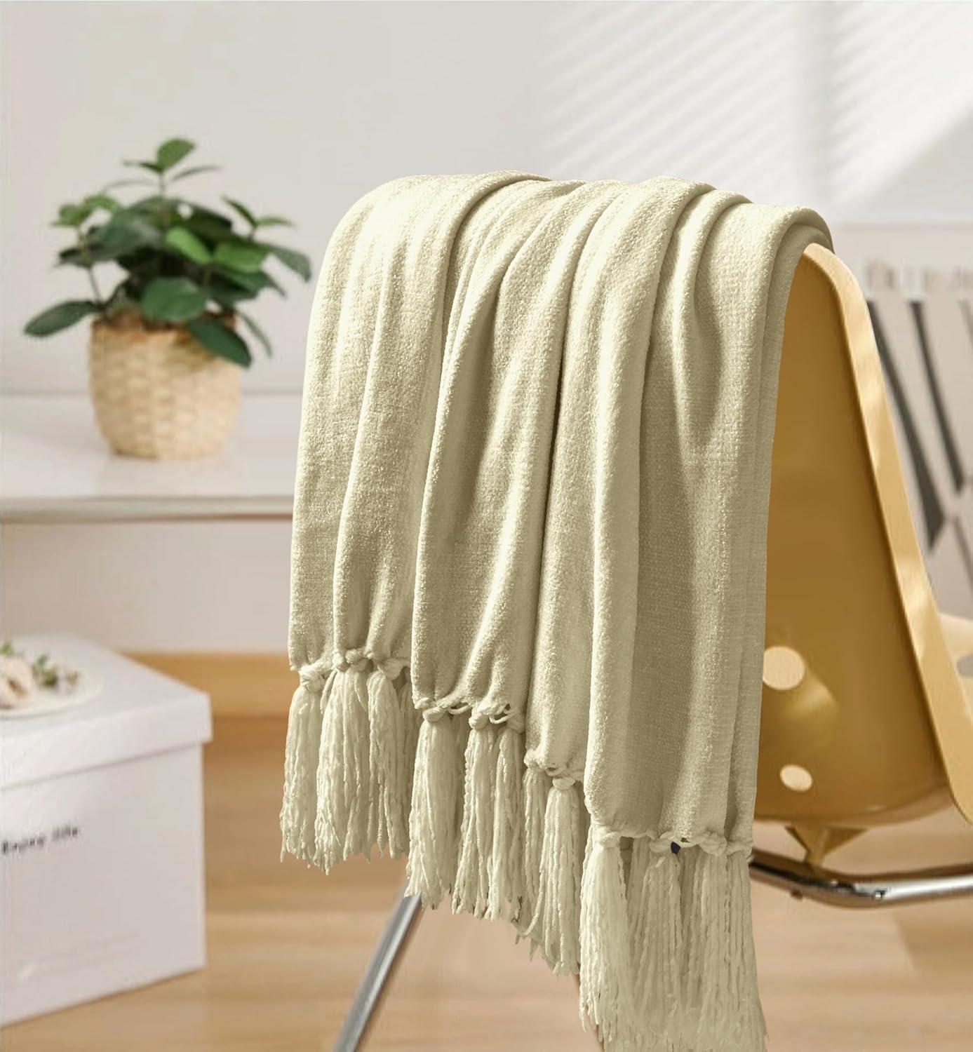 Chenille Throw Blanket for Couch 60"X 80" Twin, Soft Cozy Throws with Fringe Tassel for Bed Sofa Chair Cover, Lightweight Knitted Decorative Boho Blankets for Living Room, Light Beige