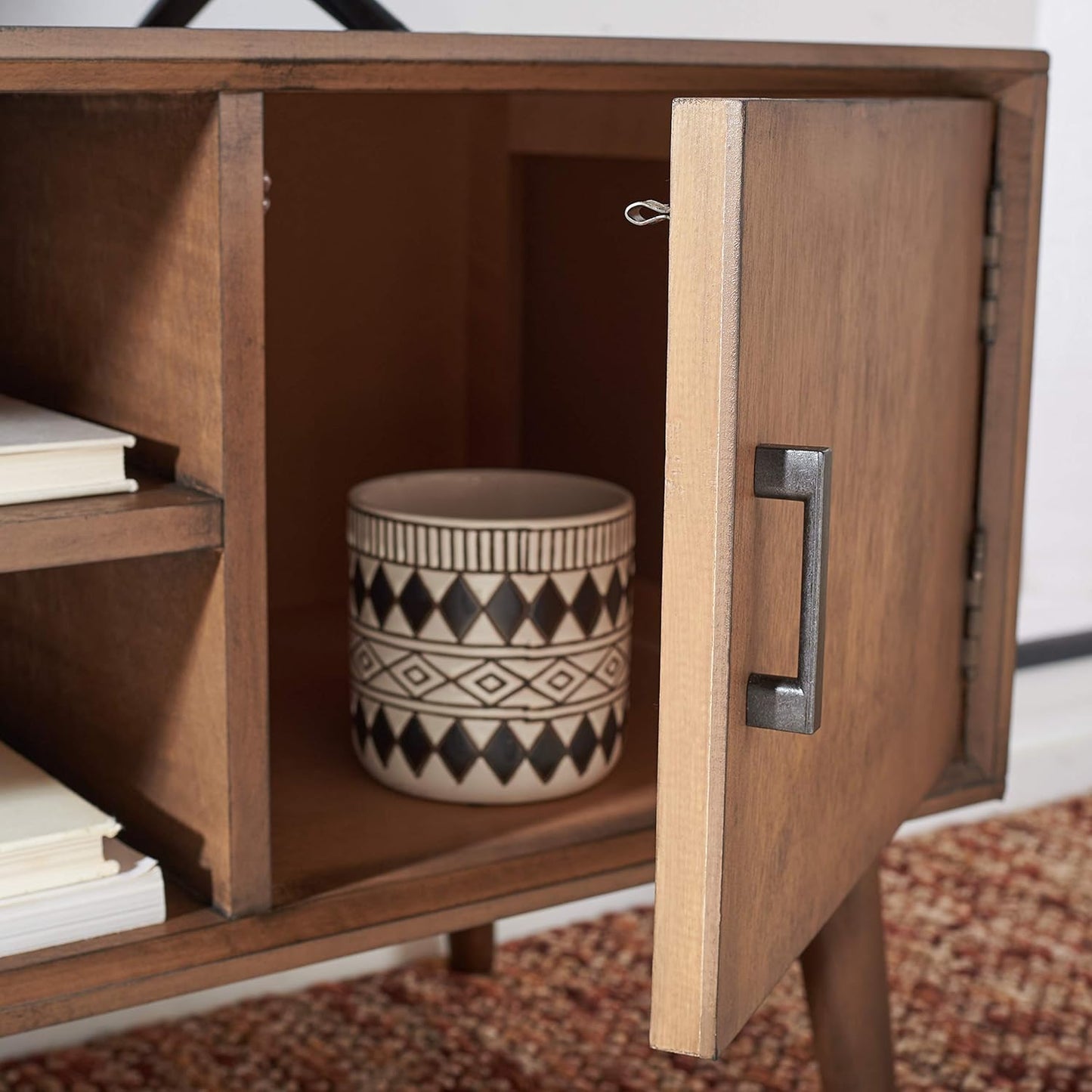 SAFAVIEH Sorrel TV Stand for up to 55" Flatscreen – Brown, 2 Doors with Interior Storage, 2 Open Shelves, Entertainment Media Console (MED5701C)