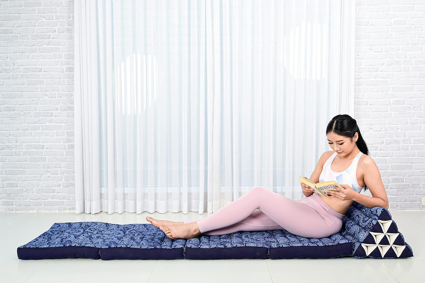Leewadee Comfortable Japanese Floor Mattress - Thai Floor Bed with Triangle Cushion - Futon Mattress - XL Extra Long Thai Massage Mat, 89 x 20 inches, Blue White, Kapok Filling