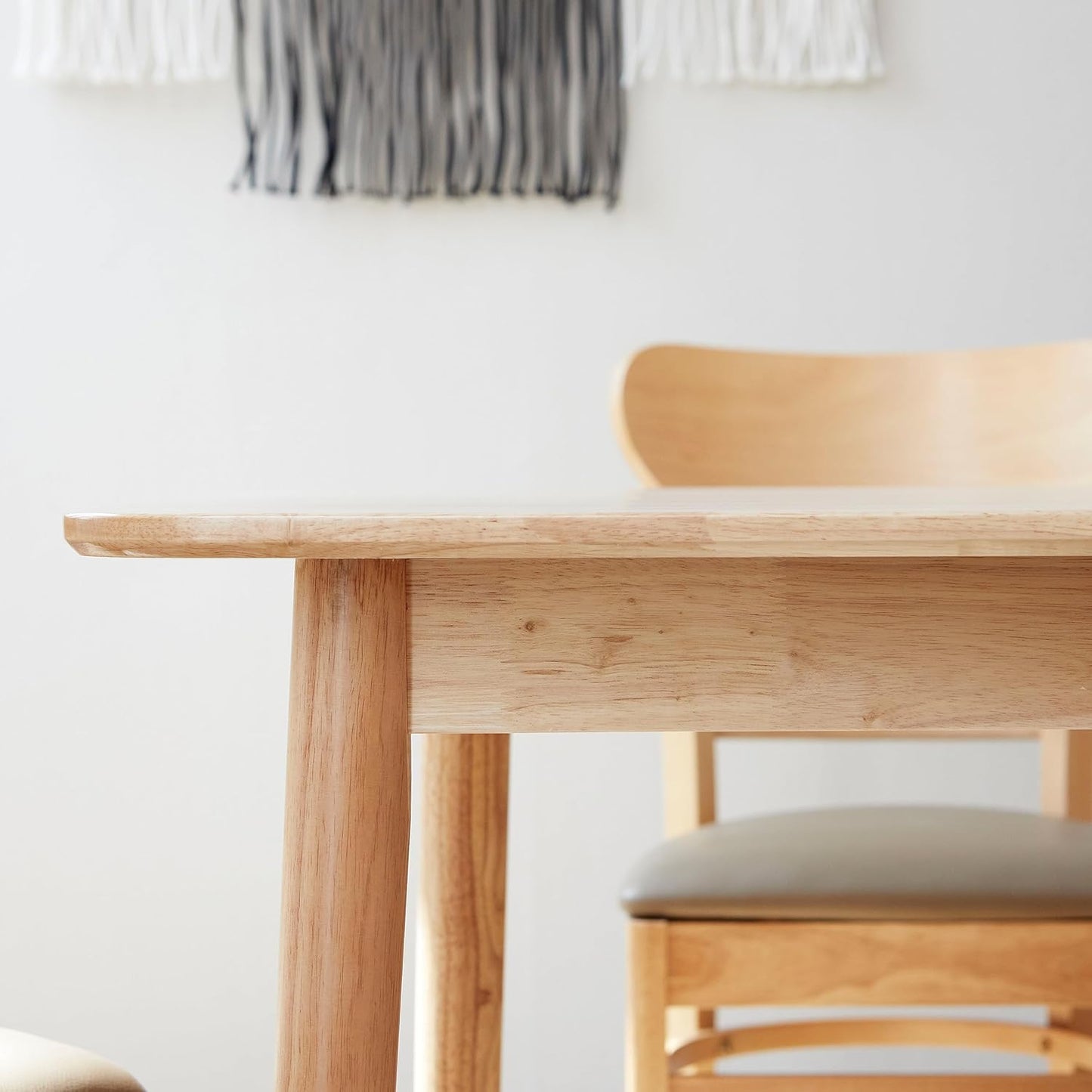 Livinia Aslan 70.9" Malaysian Oak Rectangular Wooden Dining Table/Large Solid Wood Kitchen Desk (Natural Oak)