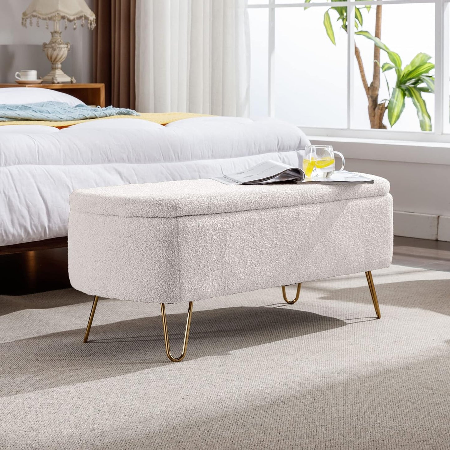 Storage Ottoman for End of Bed with Gold Legs, Modern Faux Fur Entryway Bench,for Living Room，Bedroom，End of Bed,Ivory White