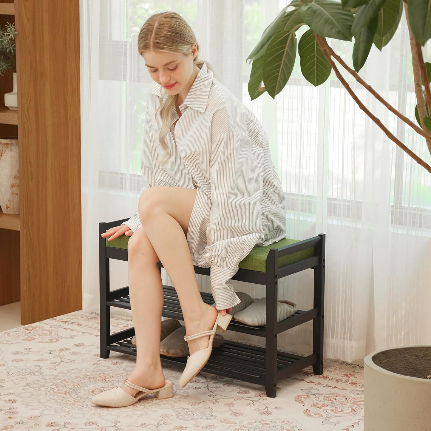 Shoe Rack Bench with Storage 27.6 in, Black Shoe Storage Bench with Cushion for Entryway, Hallway, Bedroom, Living Room