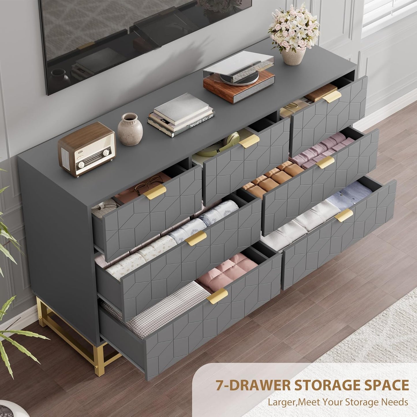 Dresser for Bedroom, 53.5" Wide Dresser Organizer, 7 Drawer with Golden Metal Handle and Legs, Modern Chest of Drawers for Closet, Hallway, Living Room, Entryway, Grey
