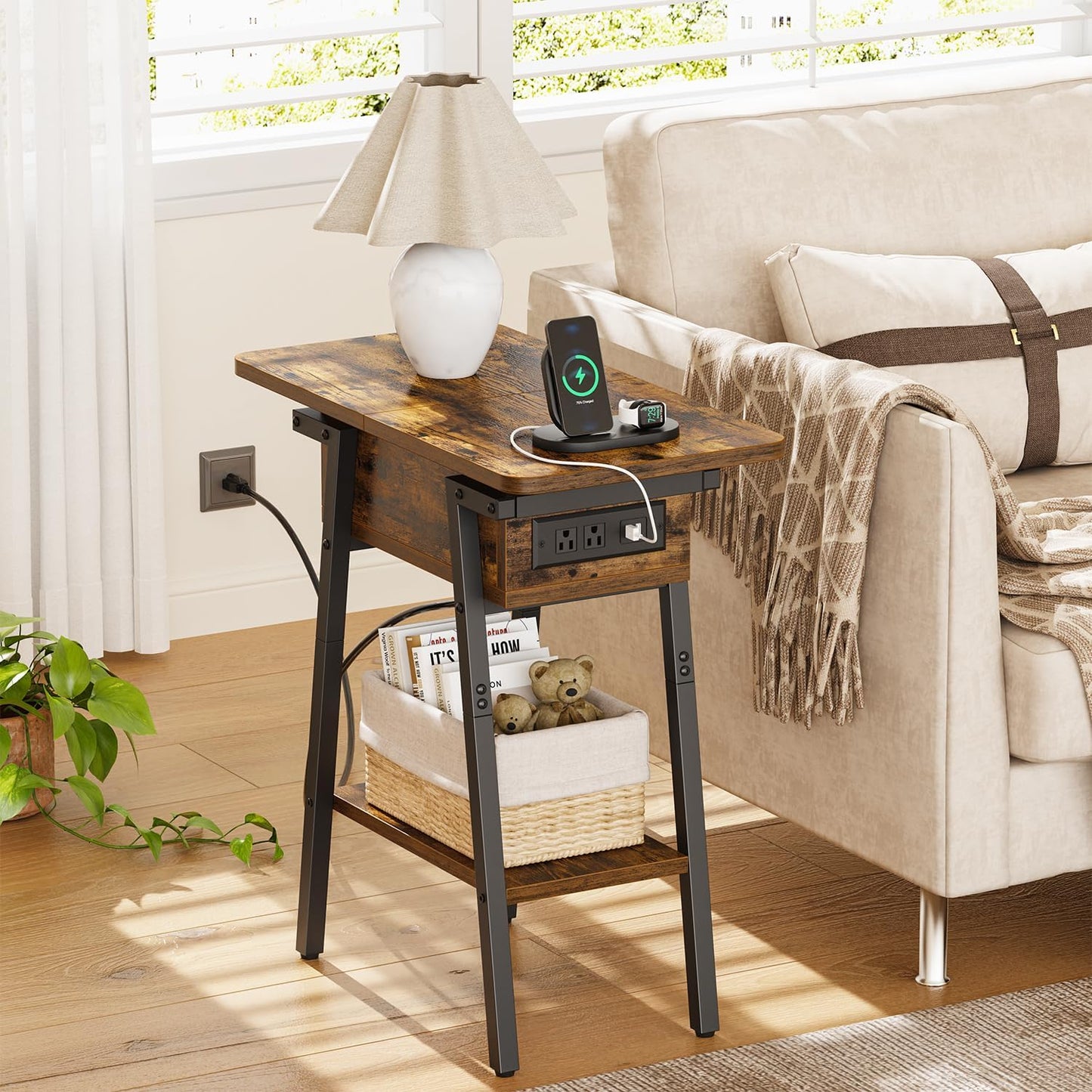 End Table with Charging Station, Flip Top Side Table with USB Ports and Outlets, Bedside Tables for Small Spaces,Nightstand with Storage Shelf for Living Room, Bedroom, Rustic Brown
