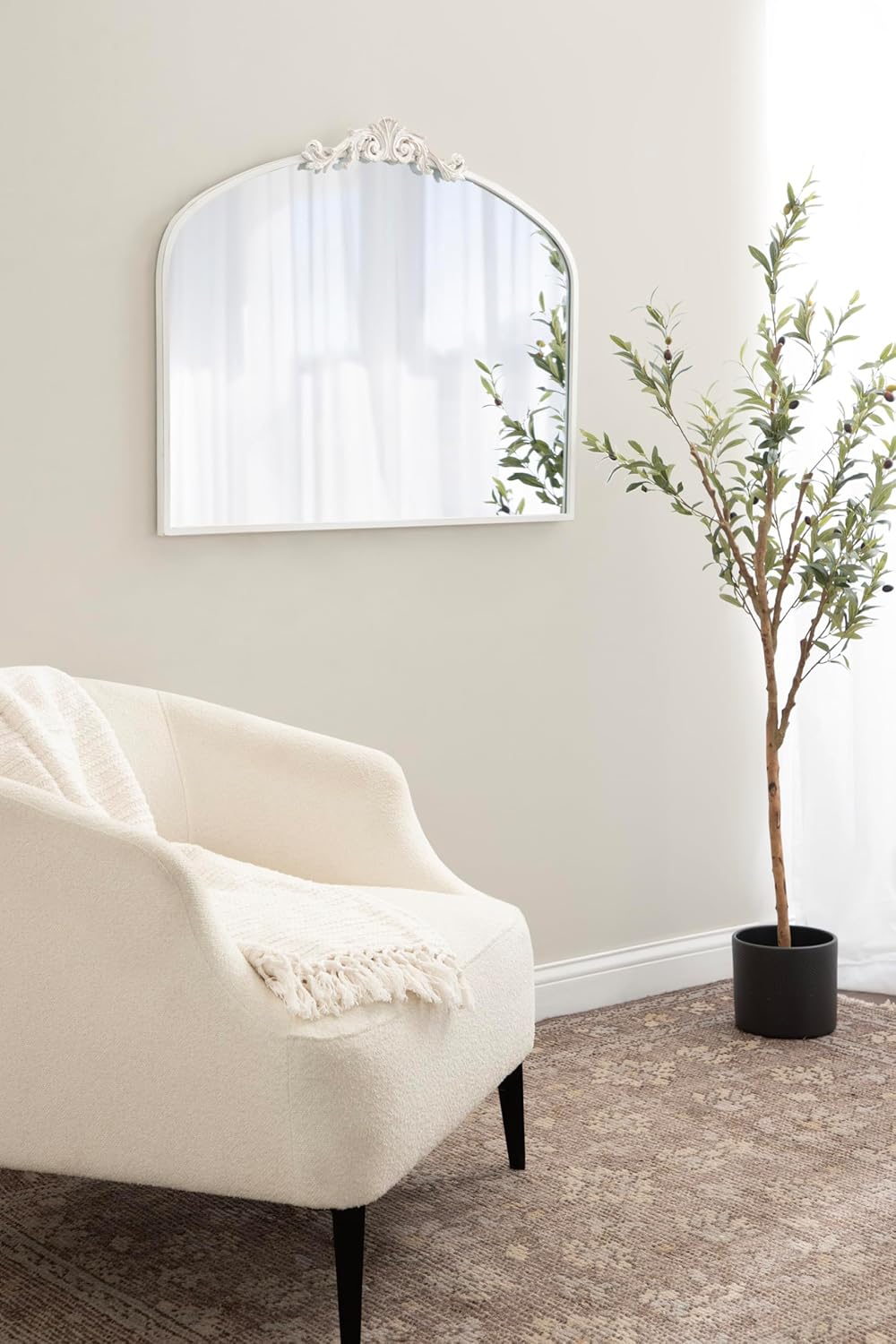 Kate and Laurel Arendahl Ornate Traditional Arched Mirror; 36 x 29; White; Decorative Baroque Style Arched Wall Mirror with Wide Frame and Ornamental Crown