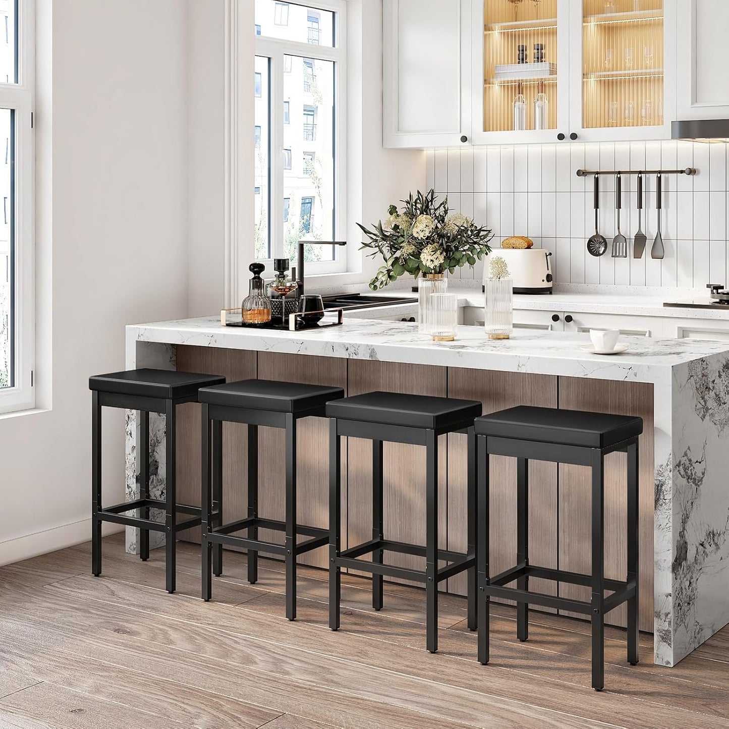 HOOBRO Bar Stools, Set of 4 Bar Chairs, 24.8-Inch Height Stools, Breakfast Bar Stools, Kitchen Stools, 2" Thick Upholstery, for Kitchen, Dining Room, Cafe, Bar Counter, Black BB21BYP401