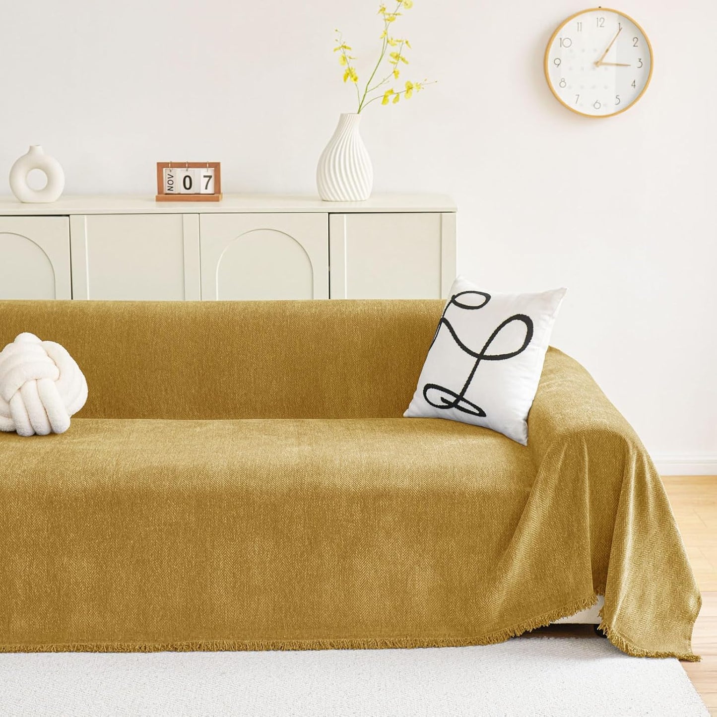 hyha Couch Cover for Dogs, Boho Sofa Covers for 3 Cushion Couch Washable, Chenille Sofa Slipcover for Pets, Soft Loveseat Sectional Couch Throw Blankets with Tassels (Yellow, 88.5x134 Inch)