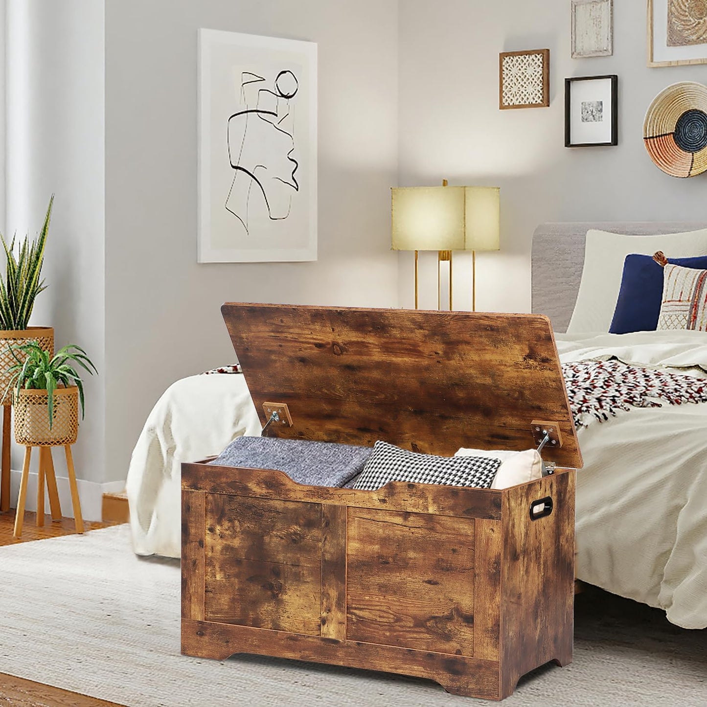 31.5" Storage Chest, Wooden Storage Bench, Lift Top Toy Chest with 2 Safety Hinges, Large Toy Box, Entryway Shoes Bench for Living Room, Bedroom, Rustic Brown