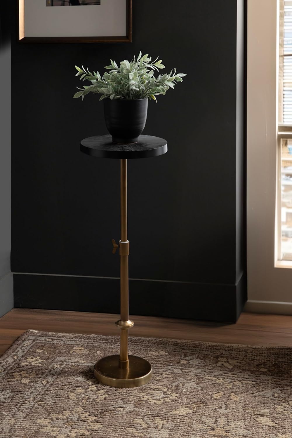 Kate and Laurel Engles Traditional Adjustable-Height Pedestal Drink Table, 10 x 10 x 30, Antique Brass and Black, Vintage Round Indoor Metal Plant Stand with Embossed Sunburst Pattern