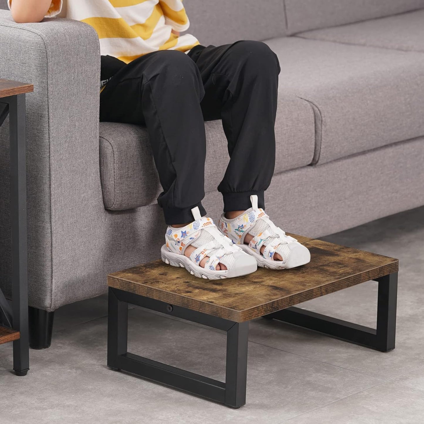 Snughome Wooden Step Stools for Kids, Solid Portable Wooden Bedside Step Stool Adults Hold Up to 350 lb, One Step Foot Stool for Kitchen, Bedroom, Living Room, Bathroom - Self-Assembly(Rustic Brown)