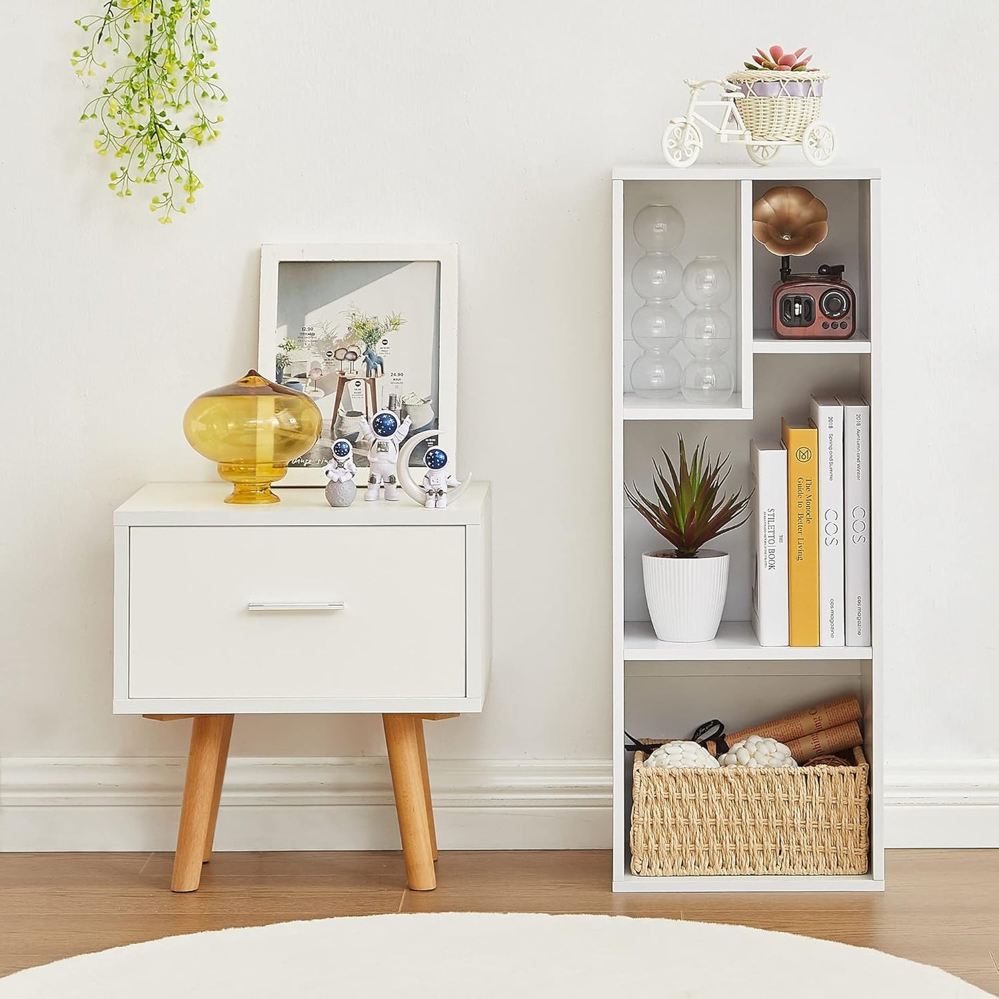 VECELO 3-Tier Small Bookcase, 4 Cube Bookshelf with Height Difference Shelves for Most Books, Modern Floor Standing Unit, Each Shelf Hold Up to 66 LBS for Living Room Bedroom, Pearl White