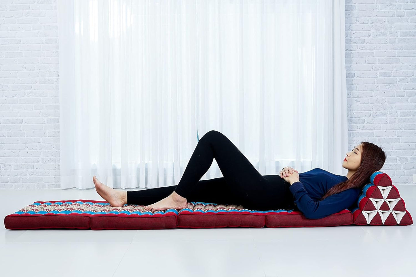 Leewadee Comfortable Japanese Floor Mattress - Thai Floor Bed with Triangle Cushion - Futon Mattress - XL Extra Long Thai Massage Mat, 89 x 20 inches, Blue Red, Kapok Filling