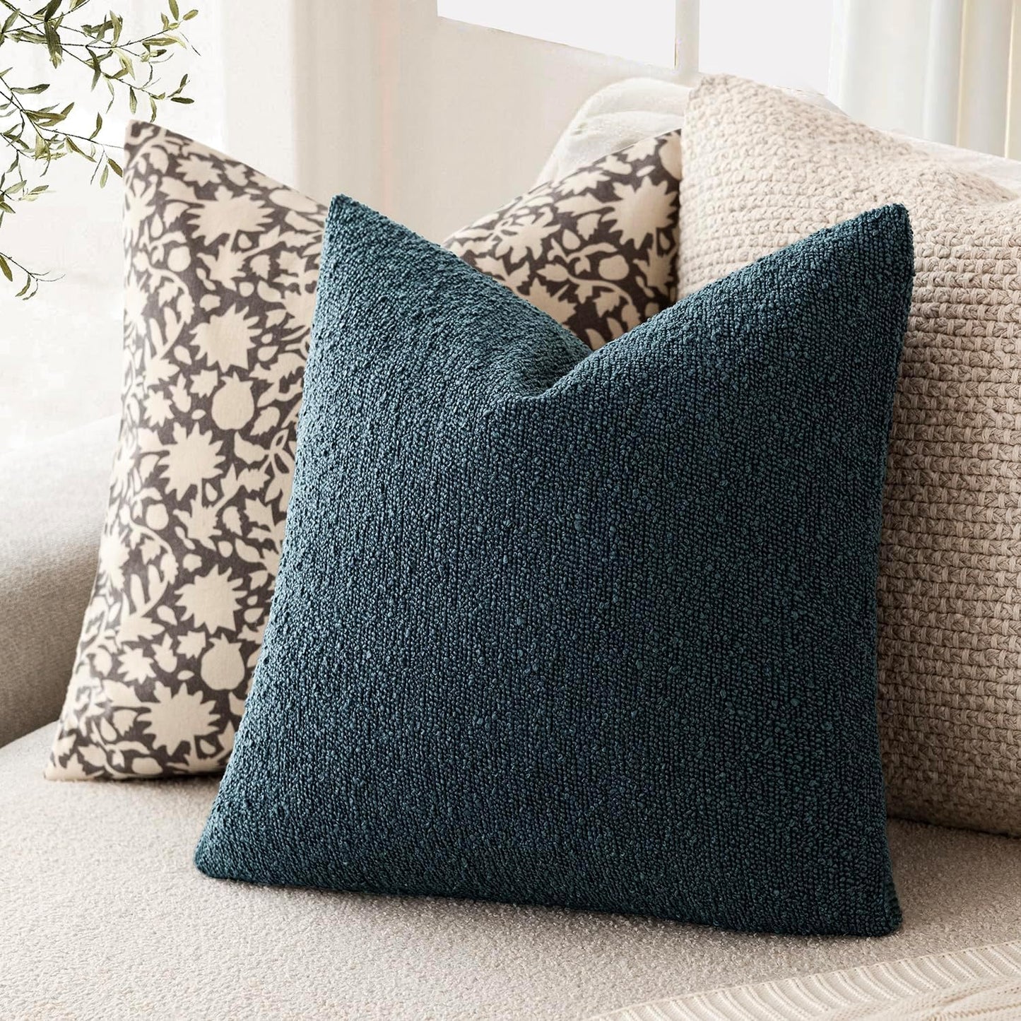 Foindtower Pack of 2 Textured Boucle Throw Pillow Covers Accent Solid Pillow Cases Cozy Soft Decorative Couch Cushion Case for Chair Sofa Bedroom Living Room Home Decor 20x20 Inch Dark Blue