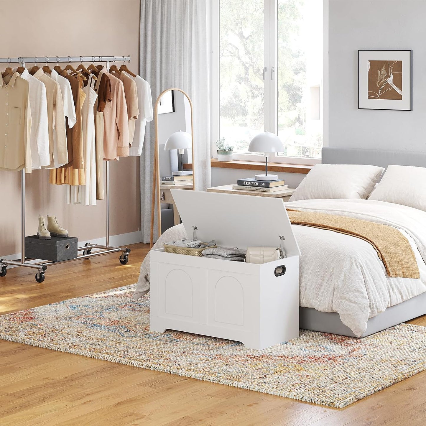 DINZI LVJ Storage Chest, 31.5”Wooden Toy Box with 2 Safety Hinges, Entryway Storage Bench with Flip-Top, Sturdy Storage Trunk for Living Room, Bedroom, Easy Assembly, White