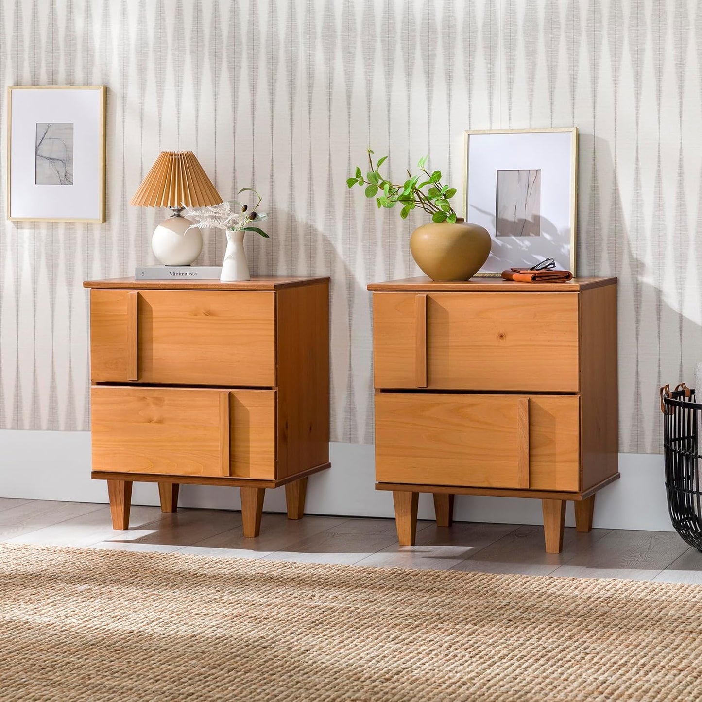 Walker Edison Contemporary 2-Piece Detailed Drawer Solid Wood Nightstands