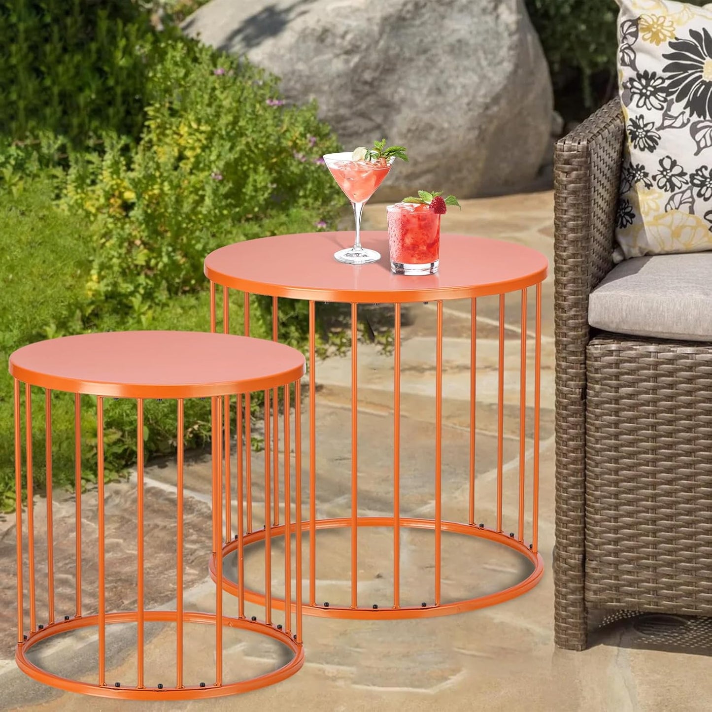 SUNNYPARK Outdoor Side Table Set of 2, Metal Circle Accent End Tables for Balcony Backyard Garden Indoor Living Room, Durable Black Nesting Coffee Tables, 20”+16” Dia
