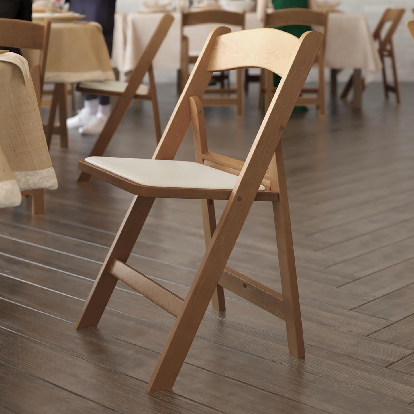 Flash Furniture Hercules Folding Resin – 800LB Weight Capacity Event Chair, Set of 1, Chestnut