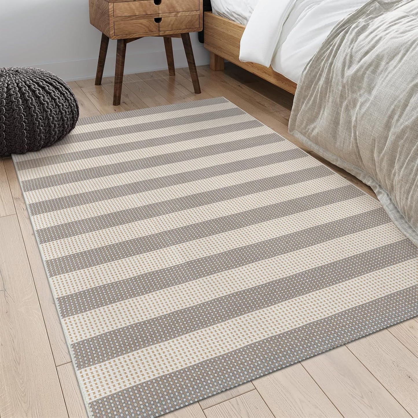 OJIA Outdoor Area Rug 4'x6' Striped Patio Rugs Washable Woven Cotton Indoor Outdoor Rug Living Room Rug Checkered Rug Floor Carpet for Living Room/Dining Room/Deck/Backyard (Gray/White/Tan)
