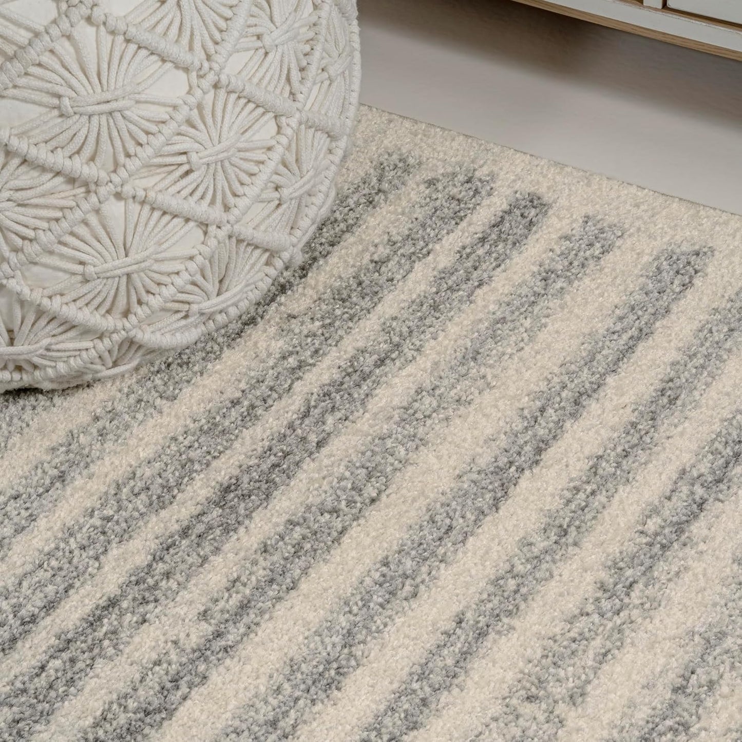 JONATHAN Y Khalil Modern Berber Stripe Cream/Gray Indoor Area Rug, 3x5, Contemporary, Bohemian, Easy-Cleaning for Living Room, Bedroom, Kitchen, Pet Friendly, Non-Shedding (MOH207C-3)