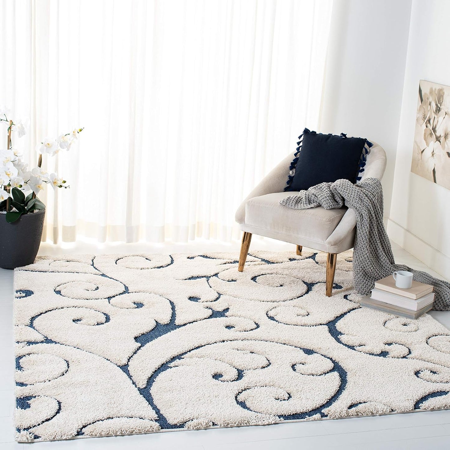 SAFAVIEH Florida Shag Collection Area Rug - 5' Square, Cream & Blue, Scroll Design, Non-Shedding & Easy Care, 1.2-inch Thick Ideal for High Traffic Areas in Living Room, Bedroom (SG455-1165)