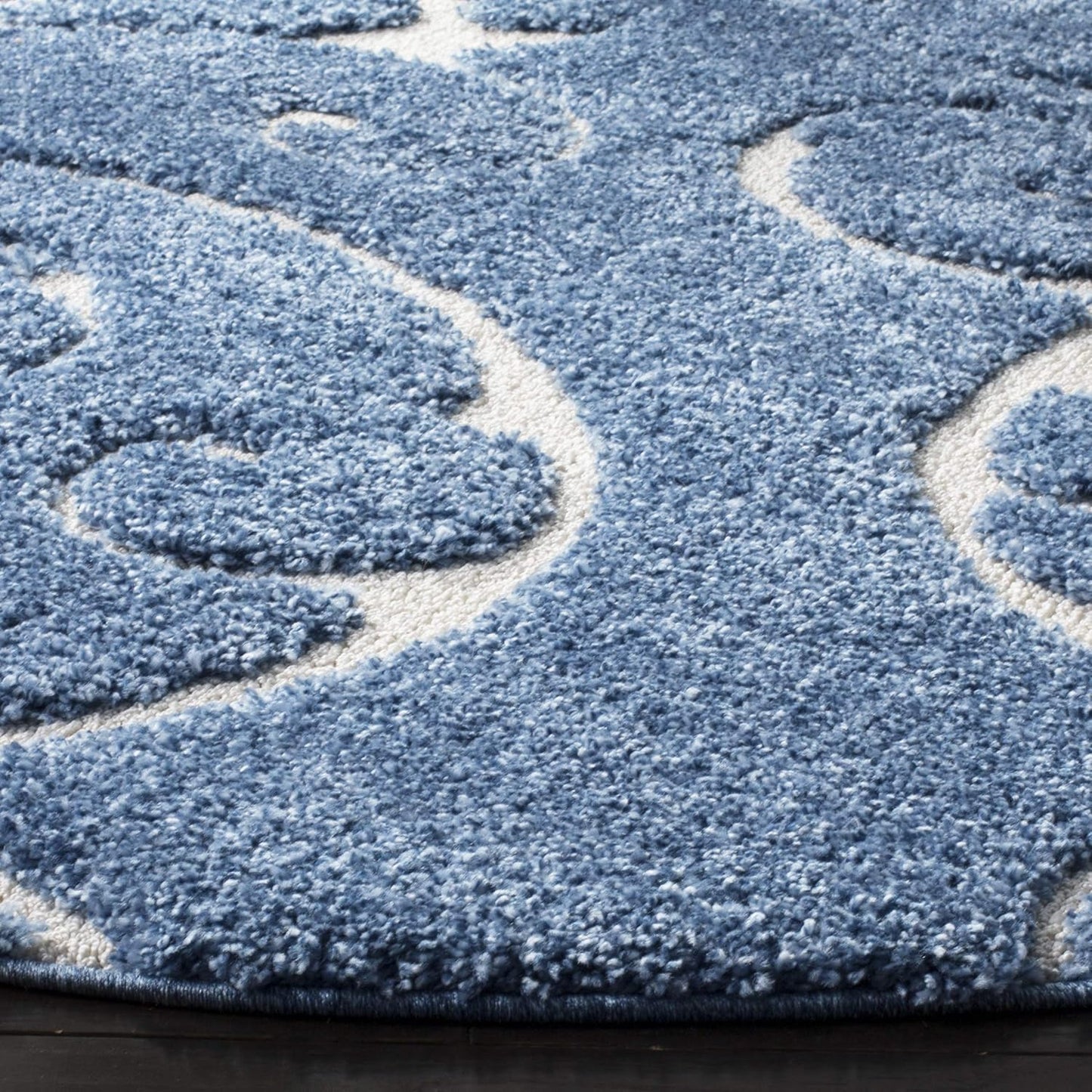 SAFAVIEH Florida Shag Collection 4' Round Light Blue/Cream SG455 Scrolling Vine Graceful Swirl Textured Non-Shedding Living Room Bedroom Dining Room Entryway Plush 1.2-inch Thick Area Rug