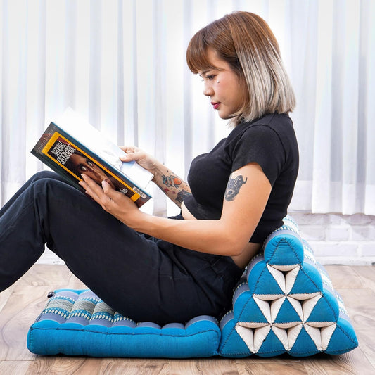 Leewadee 1-Fold Mat with Triangle Cushion – Comfortable TV Pillow, Foldable Mattress with Cushion Made of Kapok, 30 x 20 inches, Light Blue