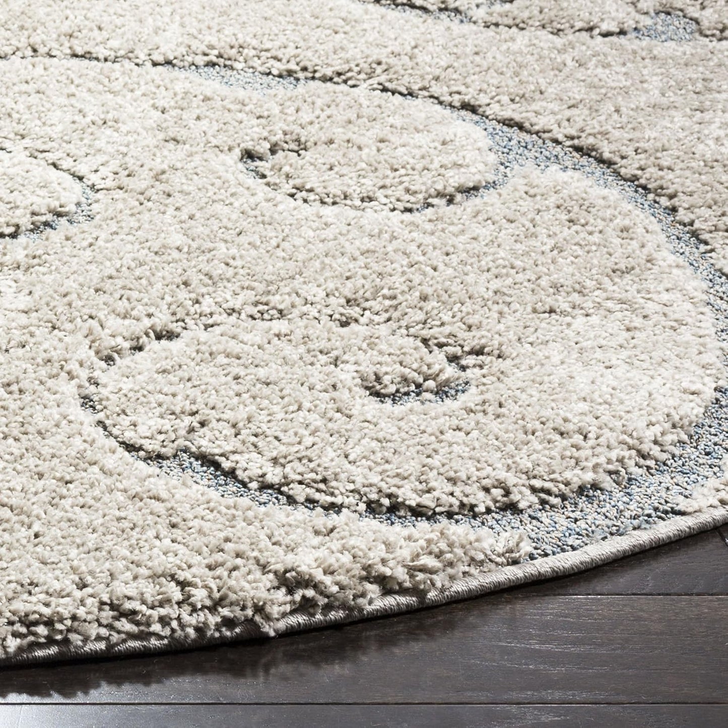 SAFAVIEH Florida Shag Collection Area Rug - 6'7" Round, Beige & Blue Grey, Scroll Design, Non-Shedding & Easy Care, 1.2-inch Thick Ideal for High Traffic Areas in Living Room, Bedroom (SG455-1155)