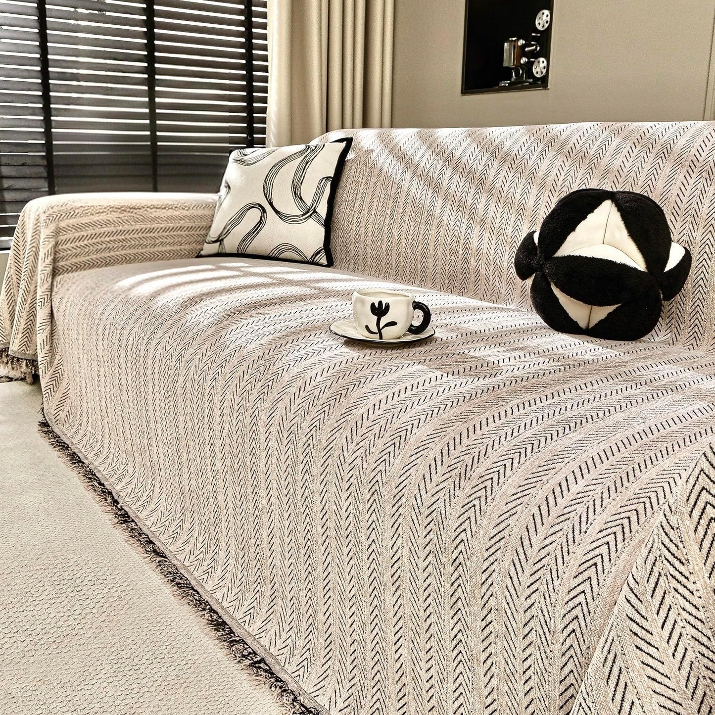 Nobildonna Sofa Cover Washable Soft Thicken Chenille Couch Cover with Tassel,Waterproof Sofa Slipcover for 2-3 Cushion Couch,Sectional Sofa,L-Shaped Furniture Protector Pet-Friendly,Brown 71"x118"