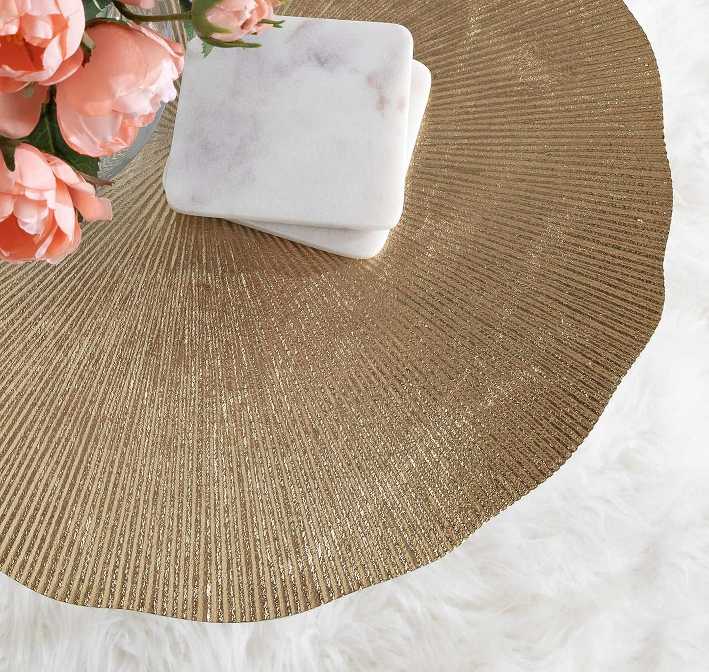 Kate and Laurel Sancia Modern Side Table, 15 x 15 x 20, Gold, Sand Casted Iron Table for Display and Storage