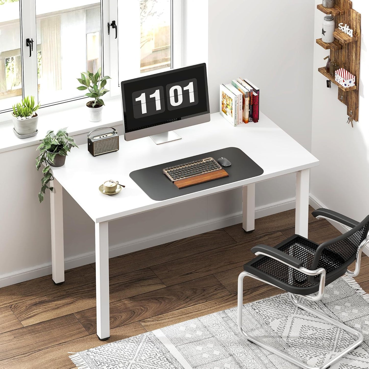 Need Small Desk, 39.4 inches Sturdy Writing Desk for Small Spaces, Small Computer Desk Teens Desk Study Table Laptop Desk Home Ofice Desk, White