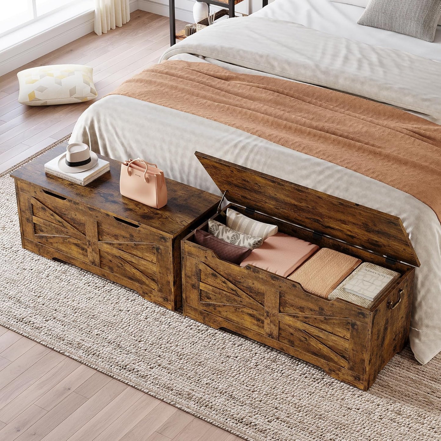 GarveeHome 39.4" Storage Chest, Toy Chest With Lids, Entryway Storage Bench with Safety Hinge, Wooden Storage Trunk, Supports 350 Lb, for Living Room, Bedroom, Rustic Brown