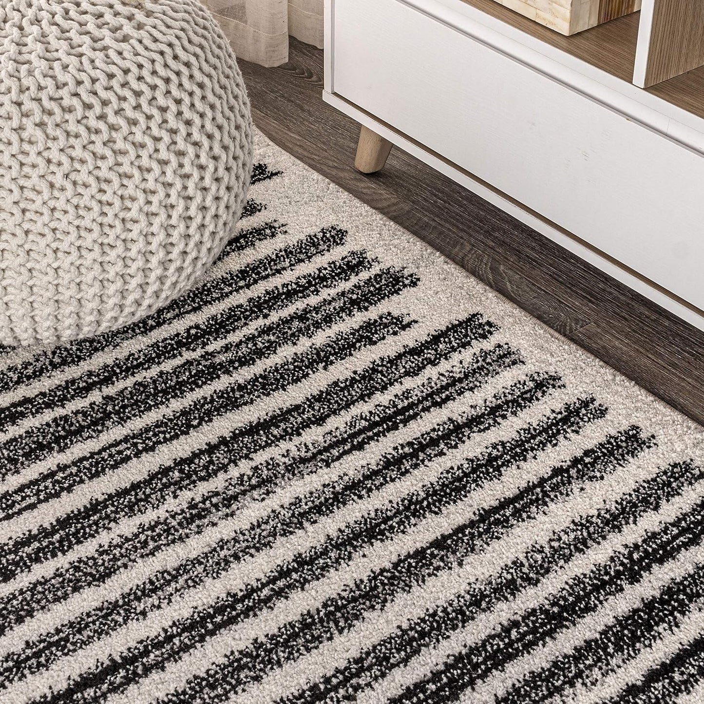JONATHAN Y Khalil Modern Berber Stripe Cream/Black Runner Rug, 2x20, Contemporary, Bohemian, Easy-Cleaning for Living Room, Bedroom, Kitchen, Pet Friendly, Non-Shedding (MOH207A-220)