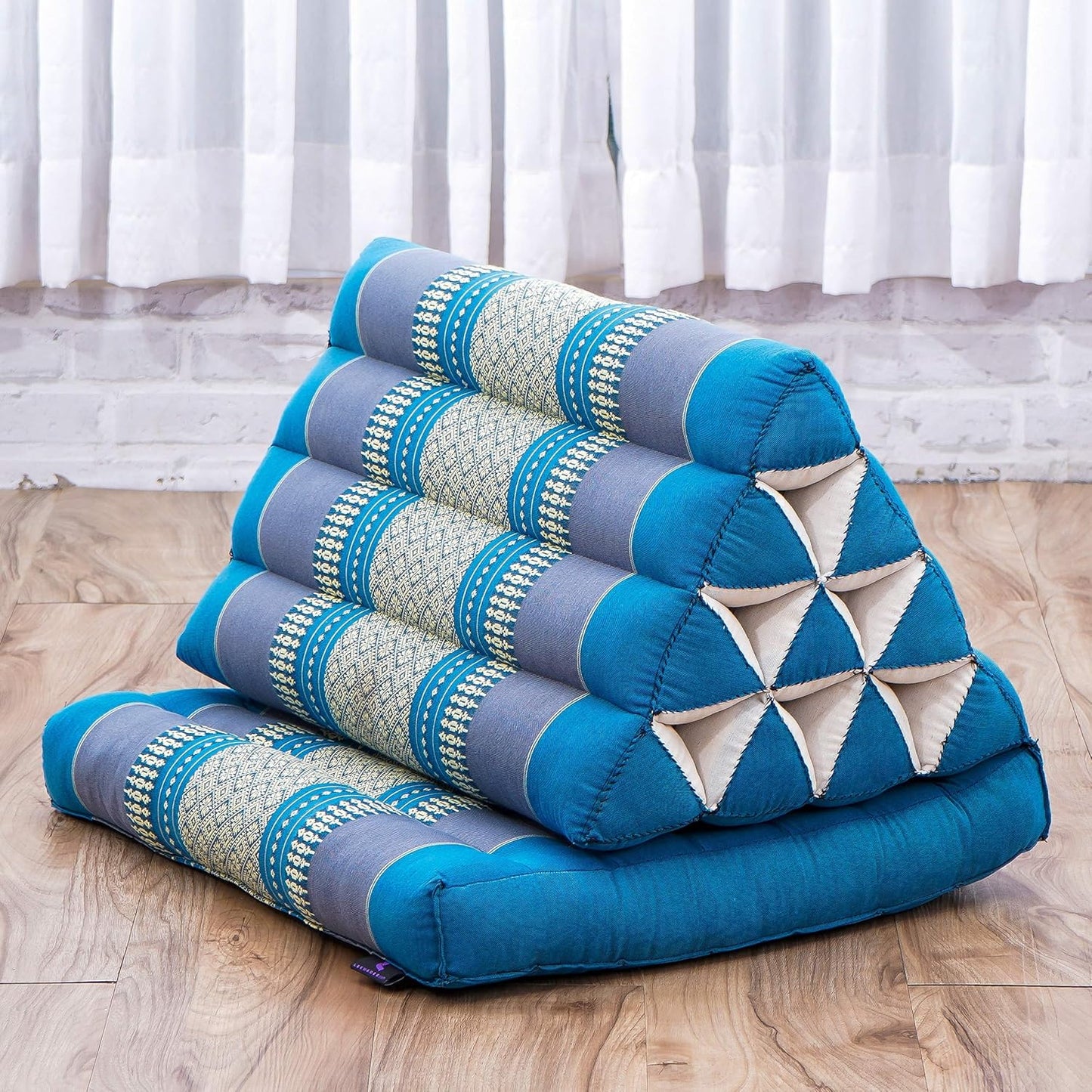 Leewadee 1-Fold Mat with Triangle Cushion – Comfortable TV Pillow, Foldable Mattress with Cushion Made of Kapok, 30 x 20 inches, Light Blue