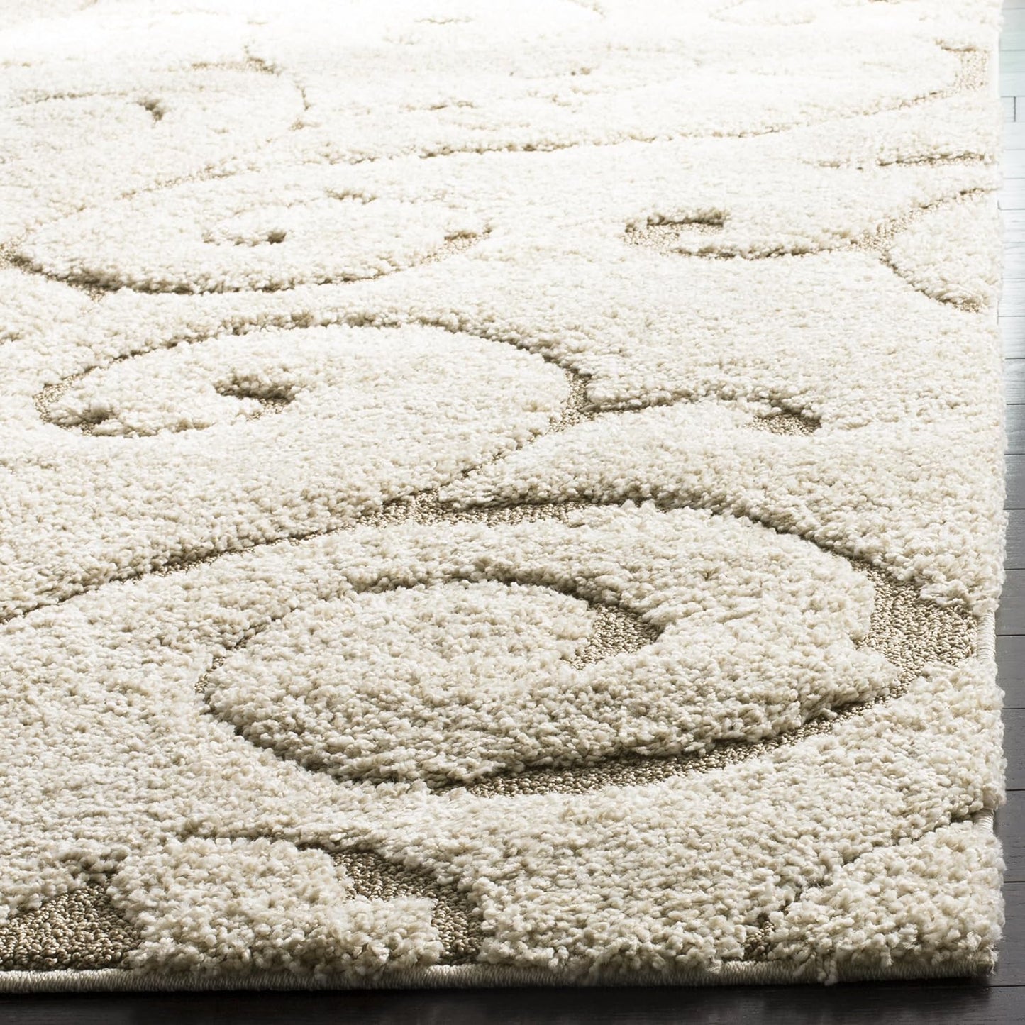 SAFAVIEH Florida Shag Collection Runner Rug - 2'3" x 11', Cream & Beige, Scroll Design, Non-Shedding & Easy Care, 1.2-inch Thick Ideal for High Traffic Areas in Living Room, Bedroom (SG455-1113)